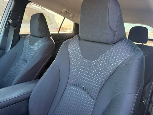 Used 2017 Toyota Prius Prime Plus image 16