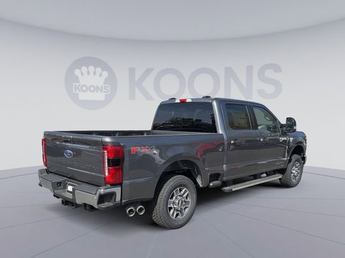 New 2026 Ford F250 Lariat w/ FX4 Off-Road Package image 5