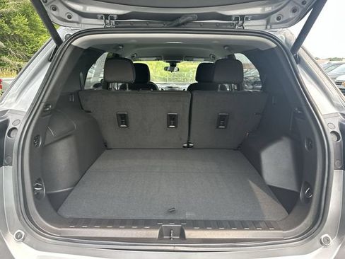 Certified 2024 Chevrolet Equinox LT w/ LPO, Floor Liner Package AWD/4WD image 22