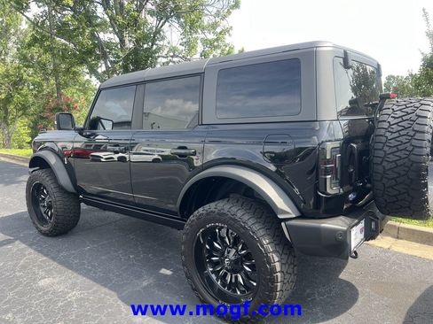 Used 2023 Ford Bronco Wildtrak AWD/4WD image 2