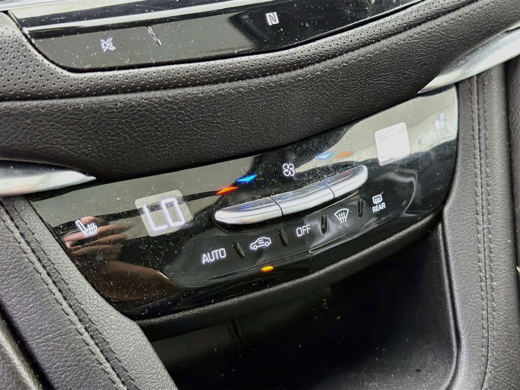 Used 2021 Cadillac XT5 Premium Luxury FWD image 21