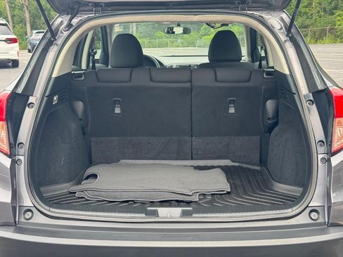 Certified 2018 Honda HR-V LX image 5