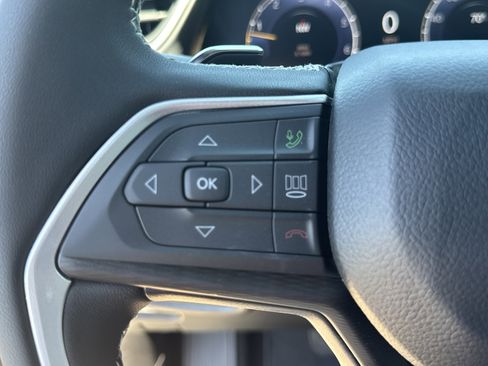 New 2026 Jeep Grand Cherokee Laredo RWD image 32