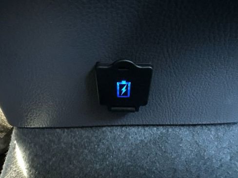 Certified 2023 Toyota Camry XLE FWD image 22