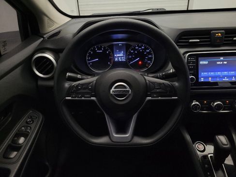 Used 2020 Nissan Versa S FWD image 22