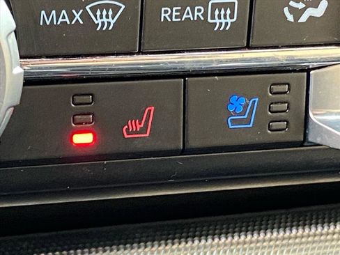 Certified 2023 Ford F150 Lariat w/ Equipment Group 502A High image 21