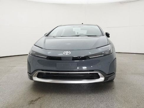 New 2025 Toyota Prius Plug-In Hybrid FWD image 27