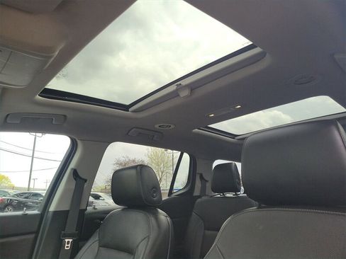 Used 2018 GMC Acadia SLT FWD image 20