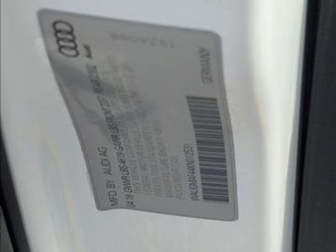 Used 2019 Audi A4 2.0T Premium image 22