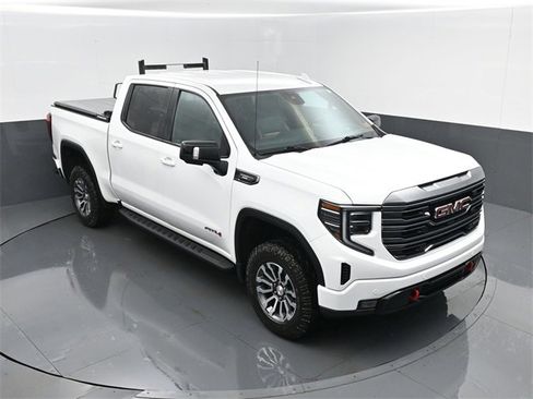 Used 2022 GMC Sierra 1500 AT4 image 21