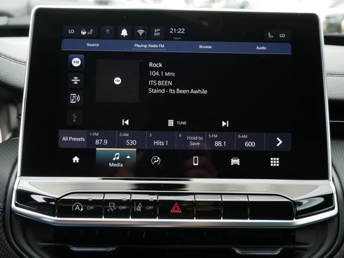 New 2026 Jeep Compass Latitude image 17