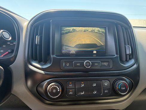 Used 2019 Chevrolet Colorado W/T w/ WT Convenience Package AWD/4WD image 19