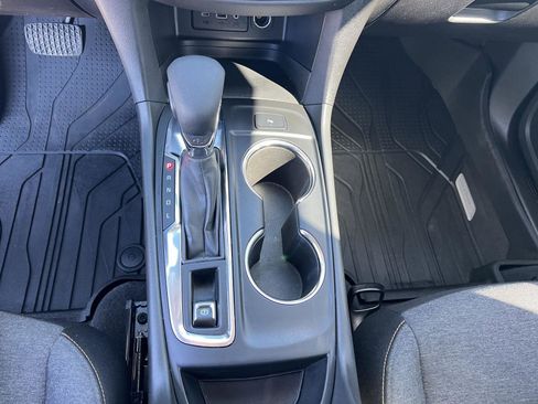 Used 2022 Chevrolet Equinox LT image 28