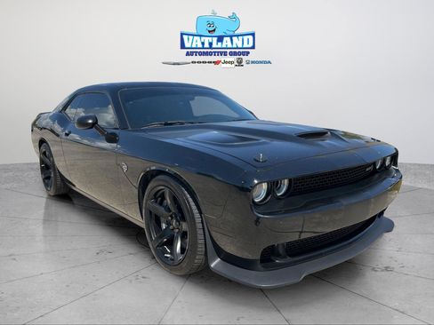 Used 2018 Dodge Challenger SRT Hellcat image 22