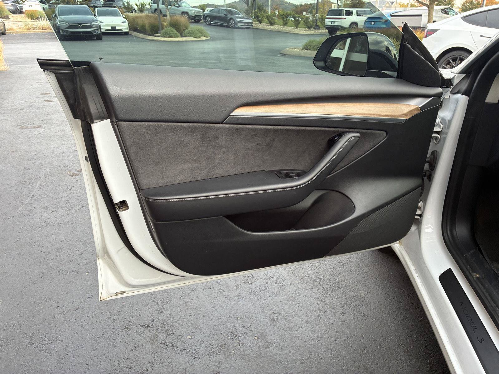 Used 2021 Tesla Model 3 Long Range AWD/4WD image 19