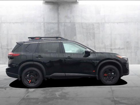 New 2026 Nissan Rogue SV image 5