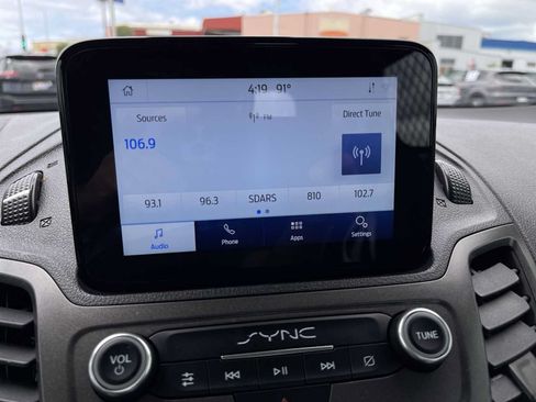 Used 2023 Ford Transit Connect XLT FWD image 12