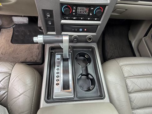 Used 2004 HUMMER H2 AWD/4WD image 26