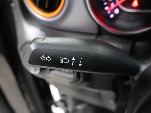 Used 2021 Jeep Gladiator Mojave w/ LED Lighting Group AWD/4WD image 39