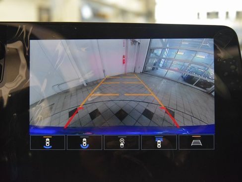 Used 2023 Chevrolet Corvette Stingray Premium Conv w/ Battery Protection Package image 40