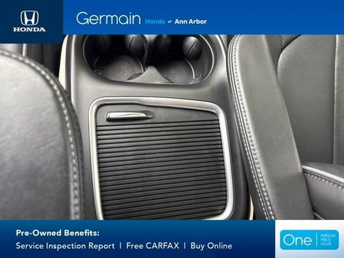 Used 2019 Chrysler Pacifica Limited FWD image 40