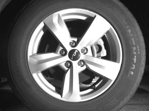 Used 2023 Kia Sorento LX image 14