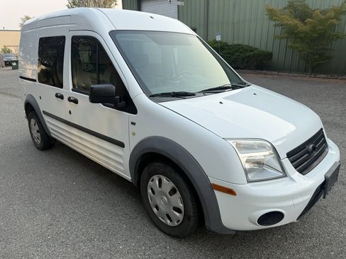 Used 2012 Ford Transit Connect XLT FWD image 4