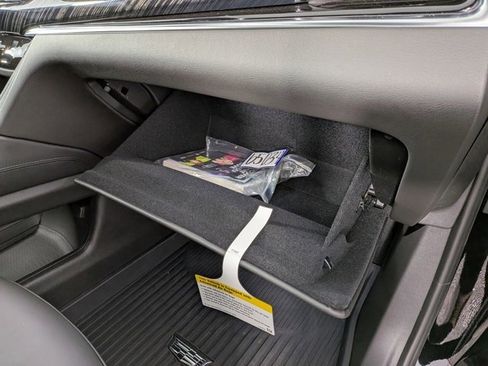 New 2025 Cadillac XT6 Premium Luxury image 36