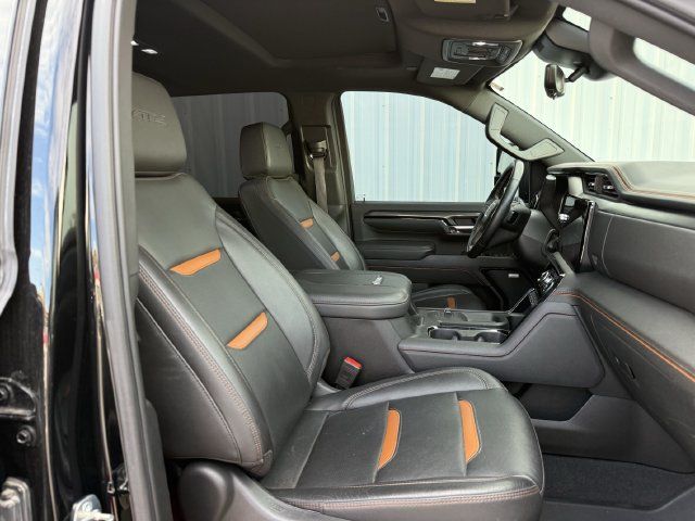 Used 2024 GMC Sierra 2500 AT4 w/ AT4 Premium Plus Package AWD/4WD image 30