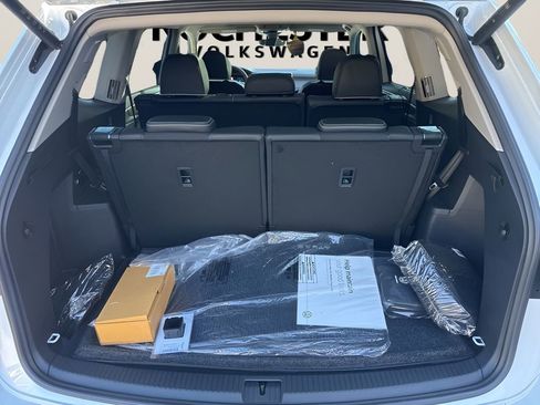 New 2026 Volkswagen Atlas SEL Premium R-Line AWD/4WD image 24