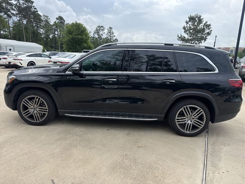 Used 2026 Mercedes-Benz GLS 450 4MATIC image 7