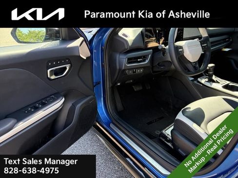 New 2026 Kia K4 GT-Line w/ GT-Line Premium Package FWD image 18