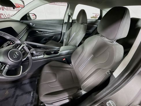 Certified 2023 Hyundai Elantra SEL w/ Convenience Package image 26