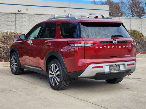 Used 2022 Nissan Pathfinder Platinum w/ Lighting Package (N92) image 5