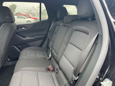 Used 2025 Chevrolet Equinox LT image 25