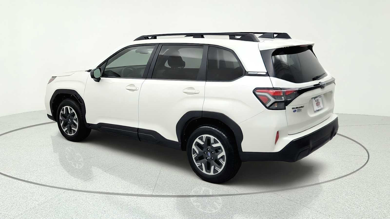 Certified 2025 Subaru Forester Premium AWD/4WD image 6