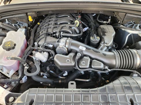 New 2025 Jeep Grand Cherokee L Altitude image 23