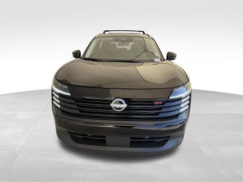 Used 2025 Nissan Kicks SR FWD image 4