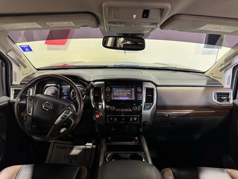 Used 2016 Nissan Titan Platinum Reserve image 19