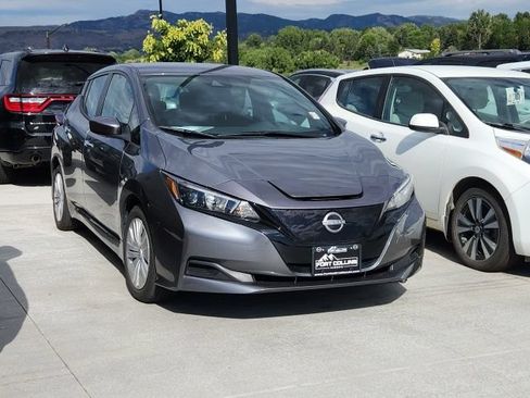 Used 2025 Nissan Leaf S FWD image 1