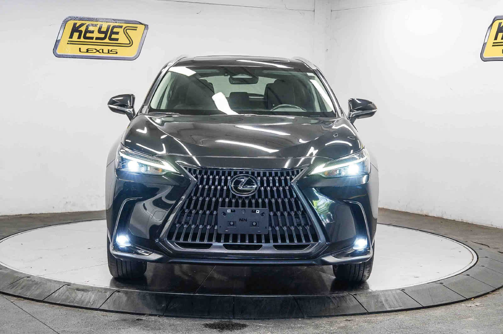 Used 2025 Lexus NX 350h AWD w/ Accessory Package (2T) image 6