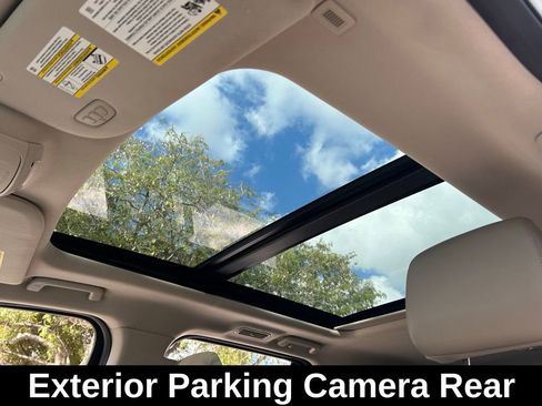 Used 2022 Ford Expedition Limited image 19