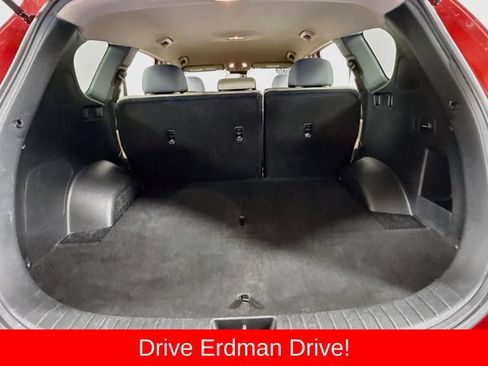 Used 2020 Hyundai Santa Fe SE FWD image 33