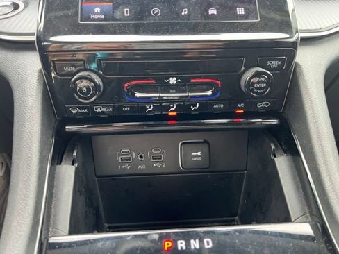 Used 2023 Jeep Grand Cherokee L Laredo AWD/4WD image 28