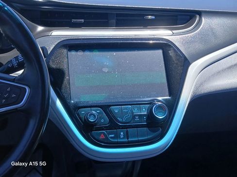Used 2017 Chevrolet Bolt LT FWD image 27