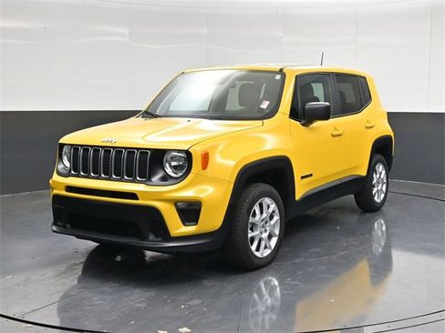 Used 2023 Jeep Renegade Latitude image 7