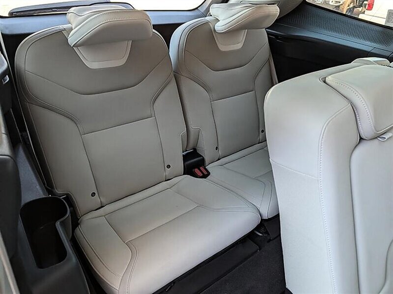 Used 2025 Volvo EX90 Ultra AWD/4WD image 31