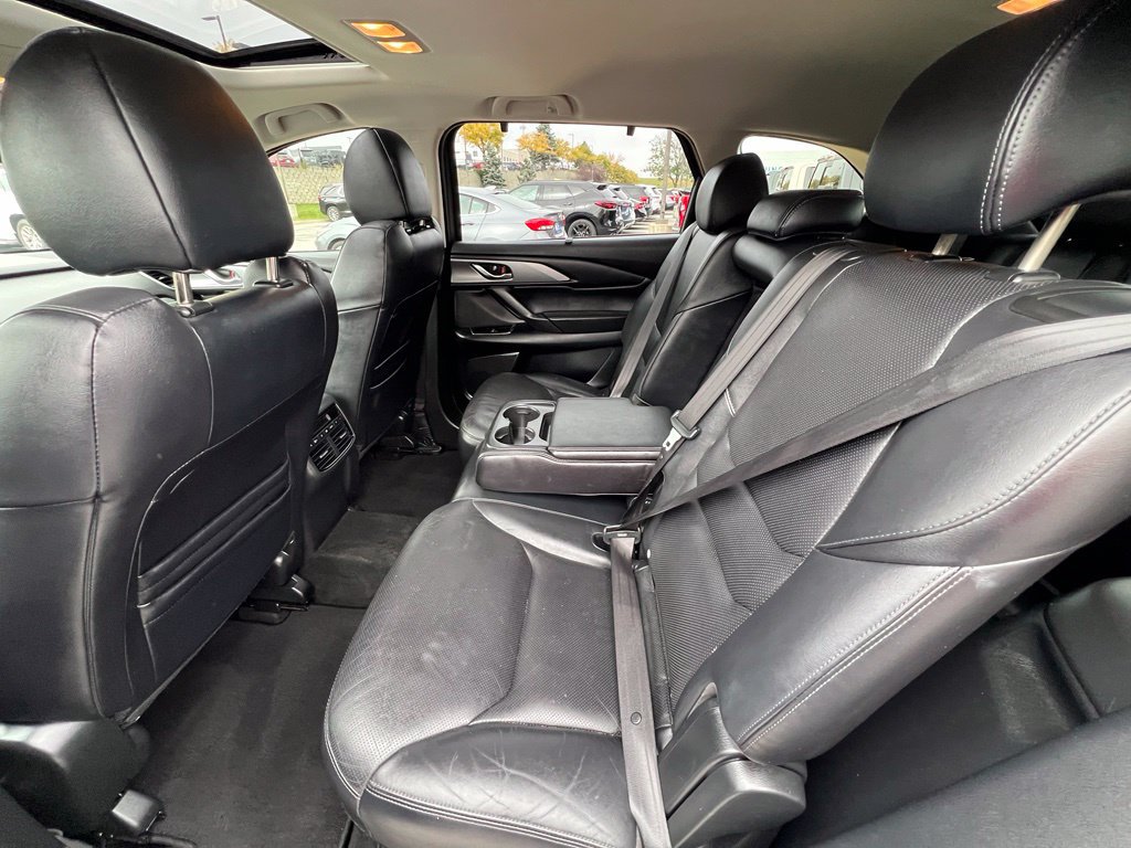 Used 2019 MAZDA CX-9 Touring w/ Touring Premium Package FWD image 22