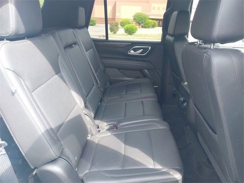 Used 2021 Chevrolet Tahoe Z71 image 17