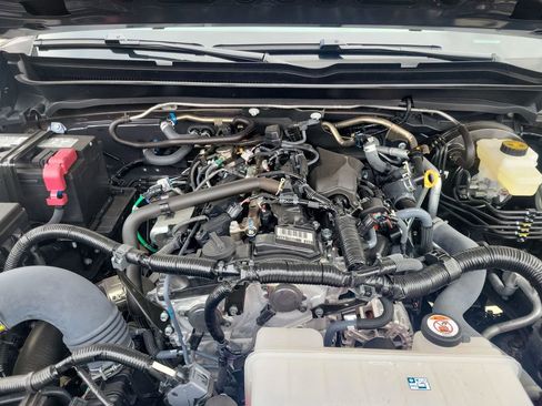 Certified 2025 Toyota Tacoma SR5 image 35